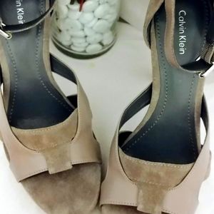 ***Bundle 3 items for $10 or less get 3rd for free***Calvin Klein Dress Sandles